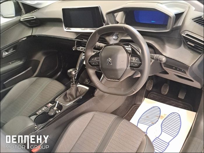 Peugeot 208 2022
