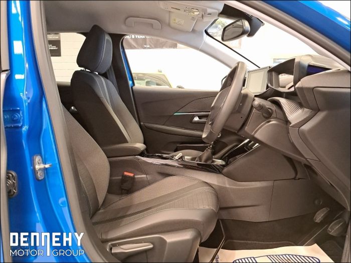 Peugeot 208 2022