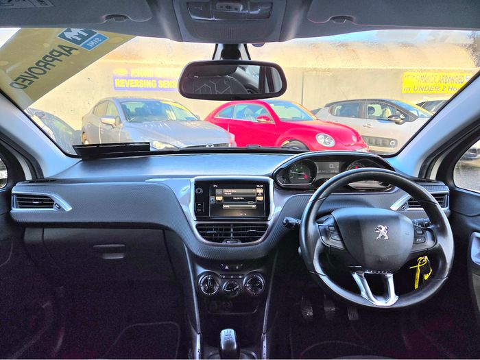 Peugeot 2008 2015