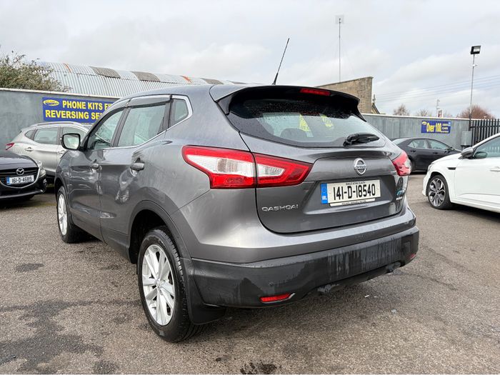 Nissan QASHQAI 2014