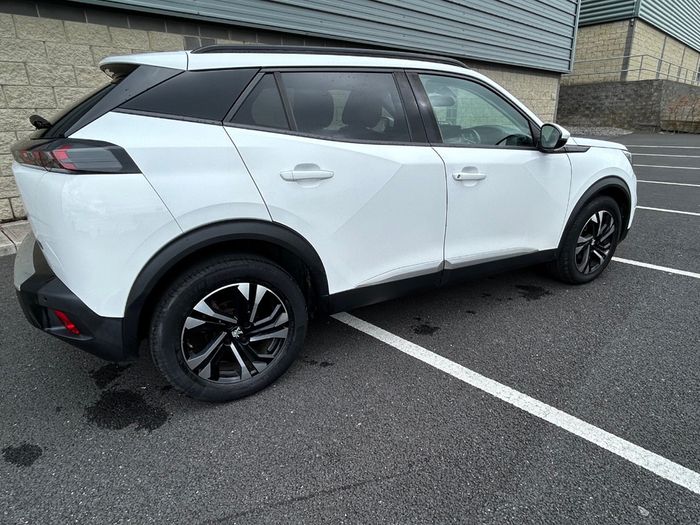 Peugeot 2008 2021