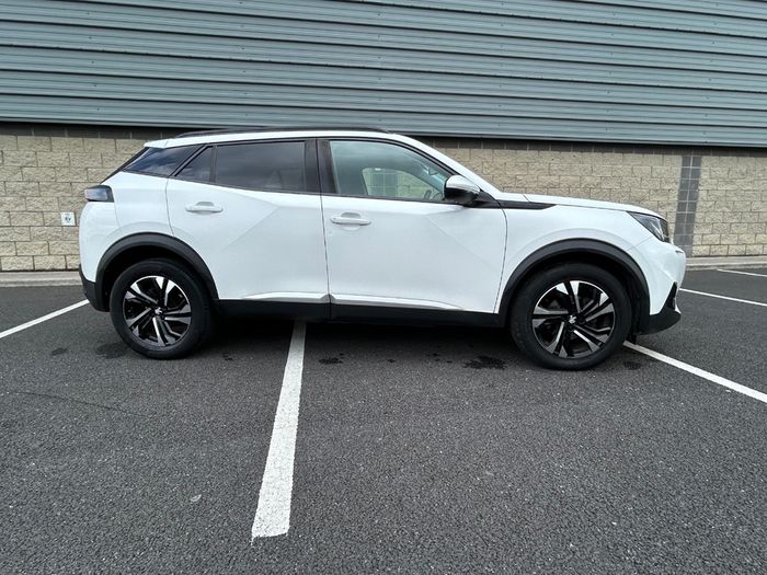 Peugeot 2008 2021