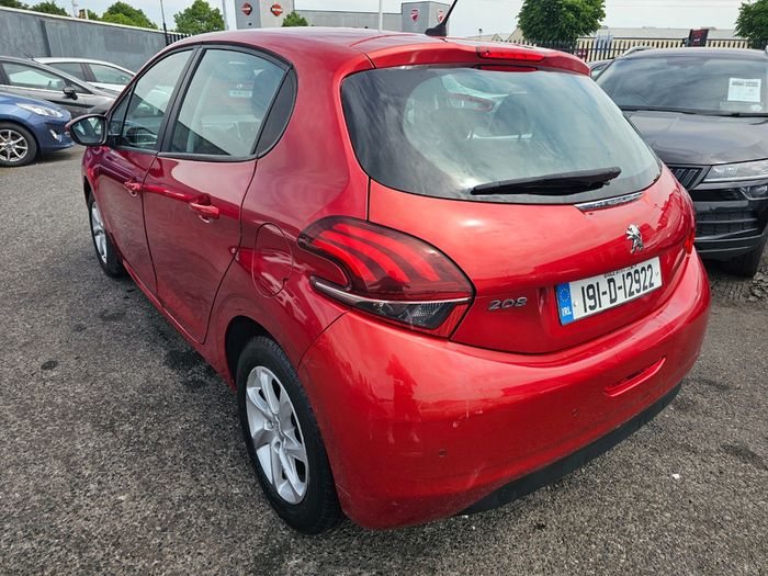 Peugeot 208 2019