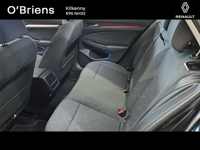 Volkswagen Golf 2024