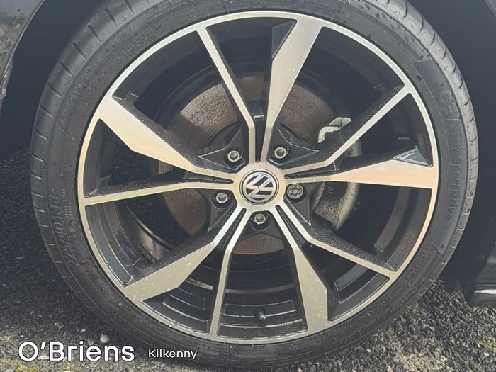 Volkswagen Golf 2024