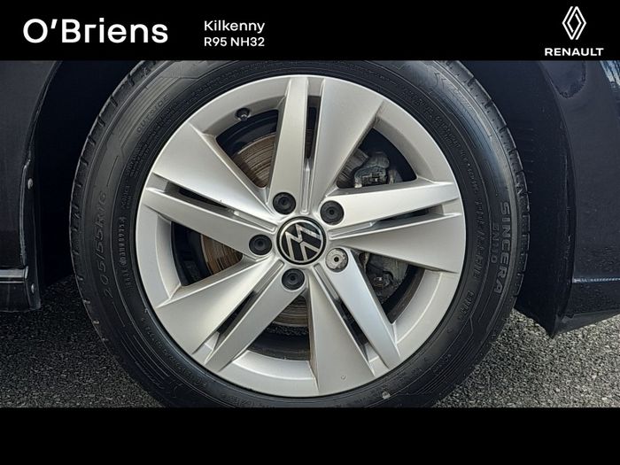 Volkswagen Golf 2024