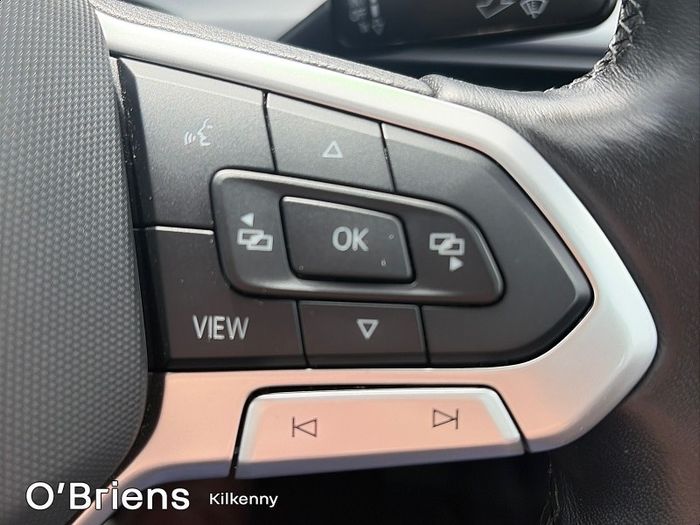 Volkswagen Golf 2024