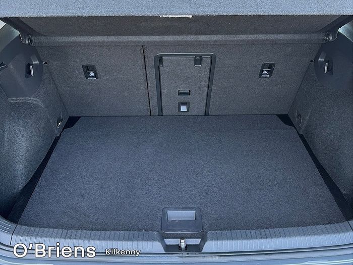 Volkswagen Golf 2024