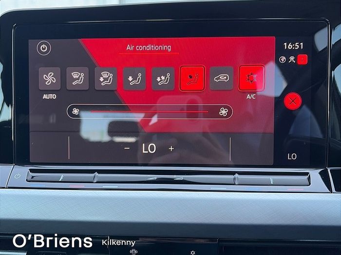 Volkswagen Golf 2024