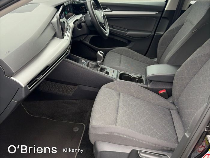 Volkswagen Golf 2024
