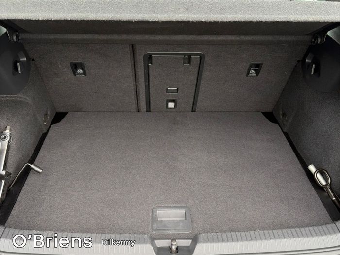 Volkswagen Golf 2024