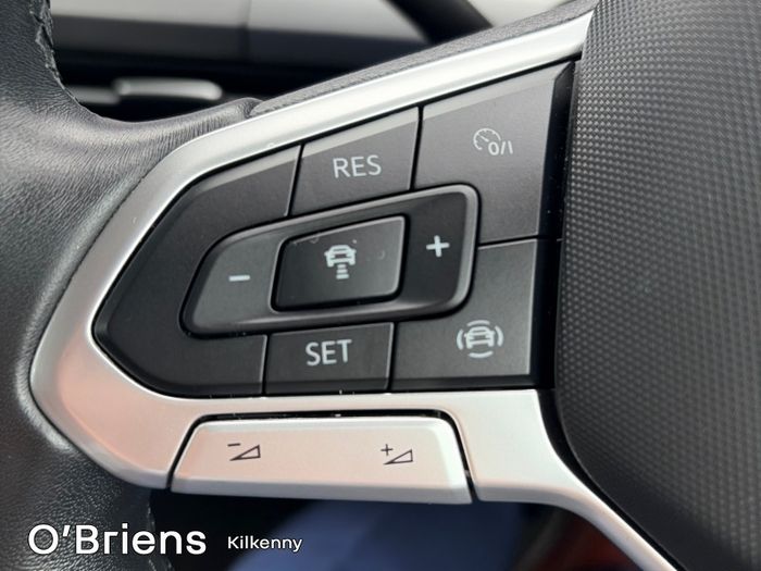 Volkswagen Golf 2024