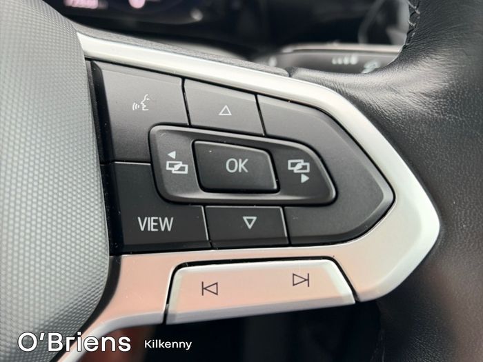 Volkswagen Golf 2024