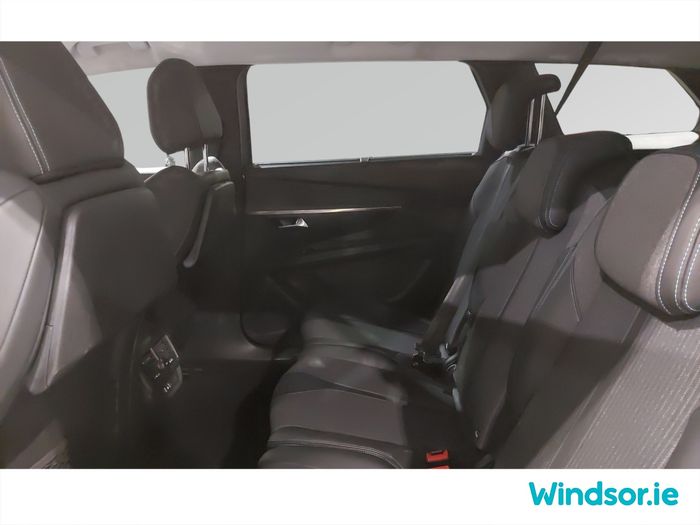 Peugeot 5008 2022
