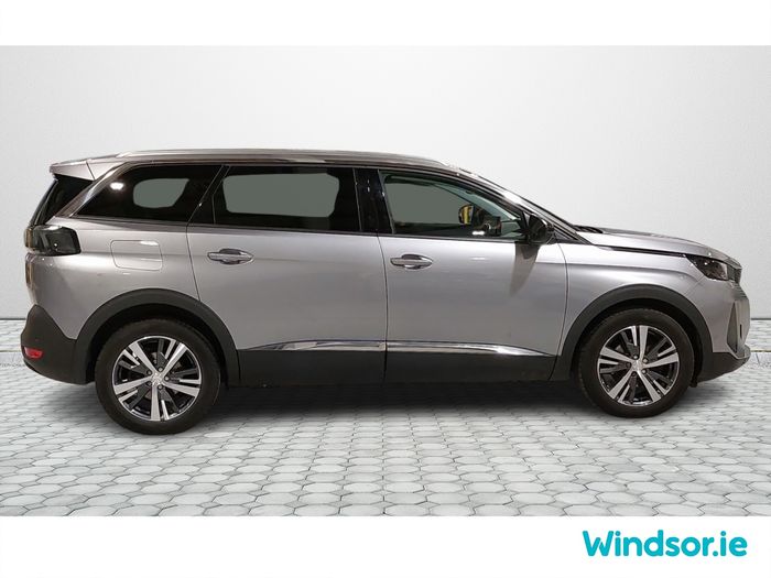 Peugeot 5008 2022