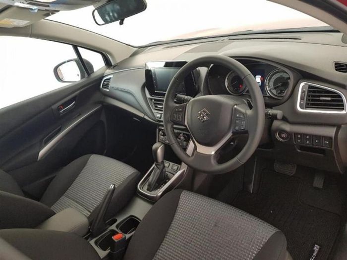 Suzuki S-CROSS 2026