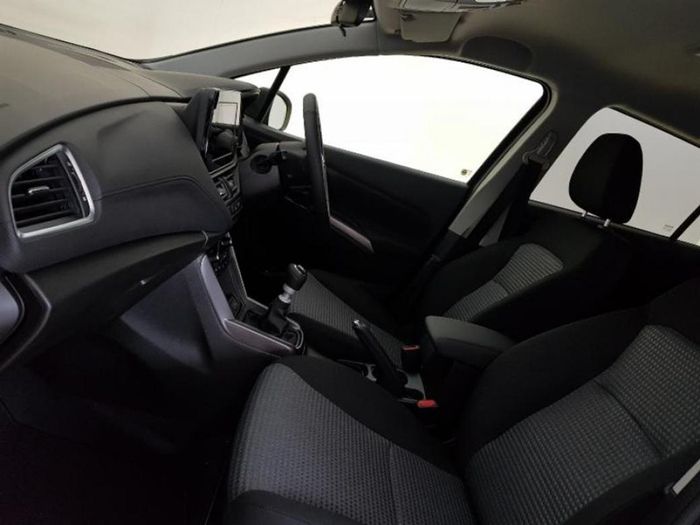 Suzuki S-CROSS 2026