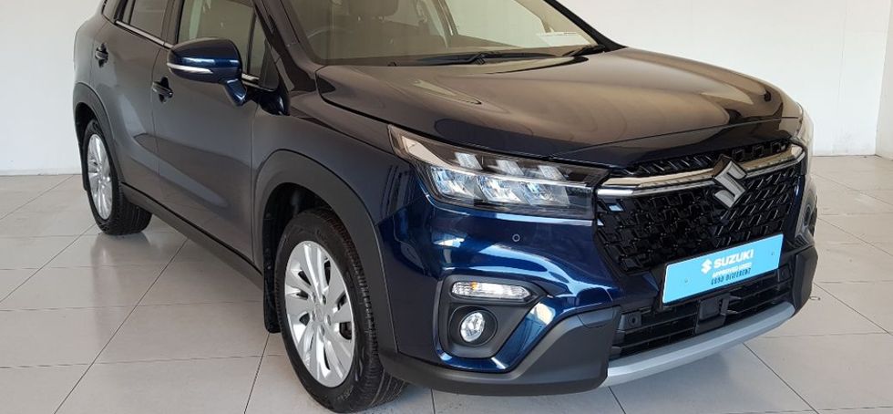 Suzuki S-CROSS 2024