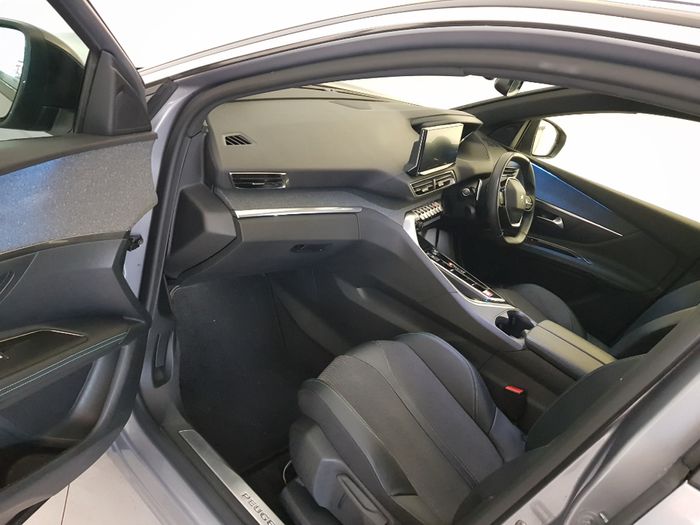 Peugeot 3008 2023