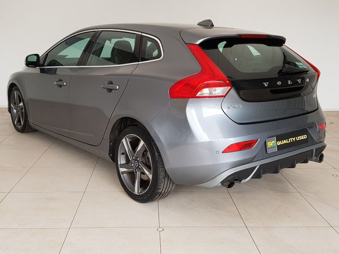 Volvo V40 2014