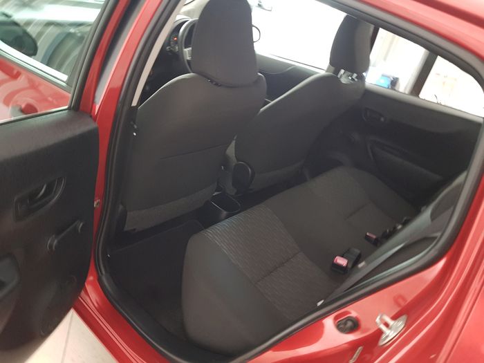 Toyota Yaris 2012