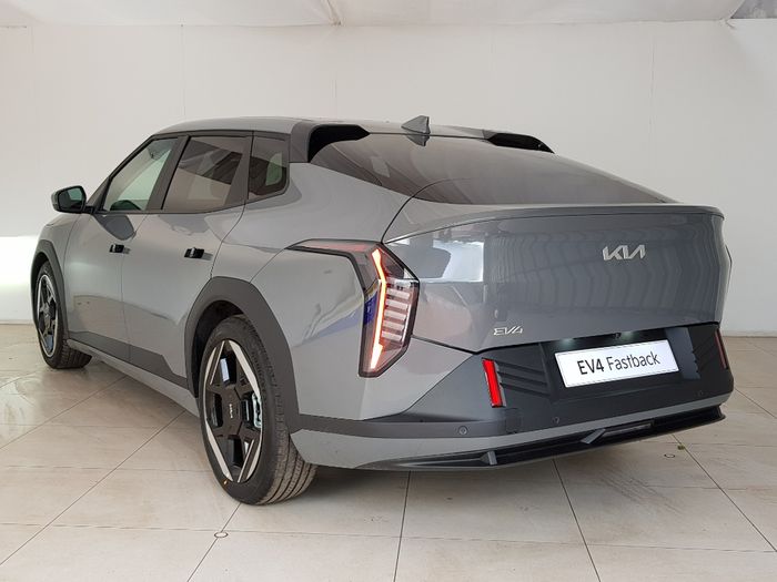 Kia EV4 2026