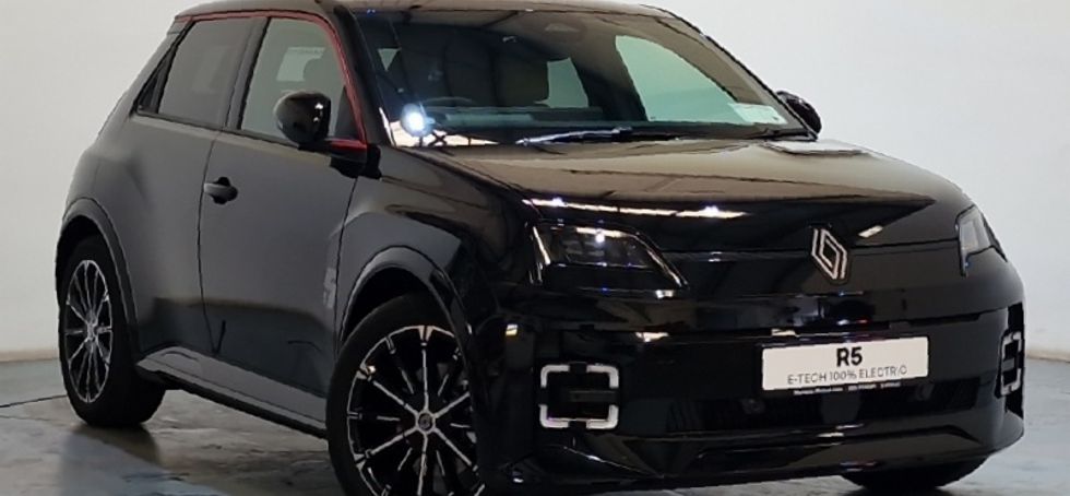 Renault 5 E-TECH 2025