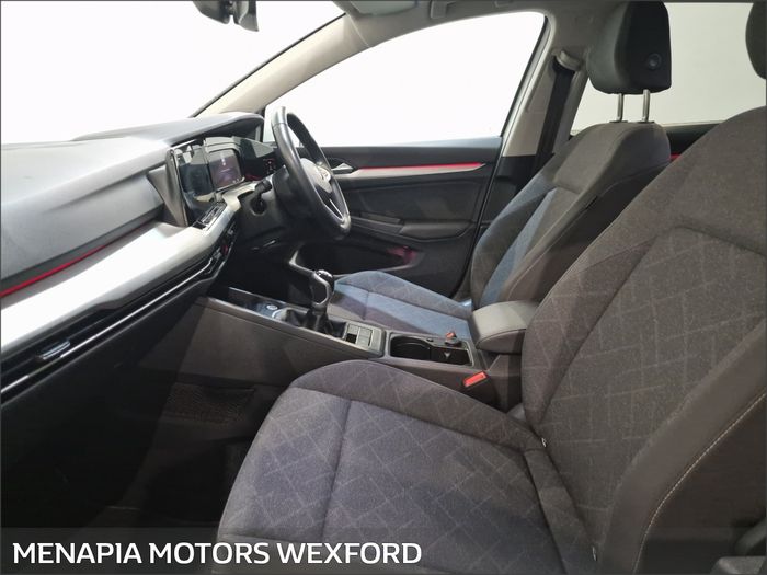 Volkswagen Golf 2023