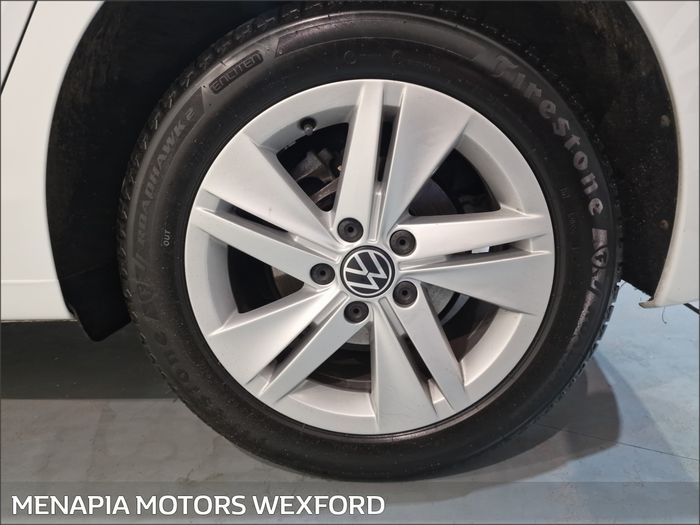 Volkswagen Golf 2023