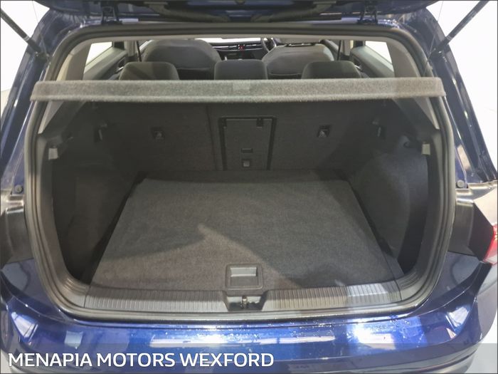 Volkswagen Golf 2024