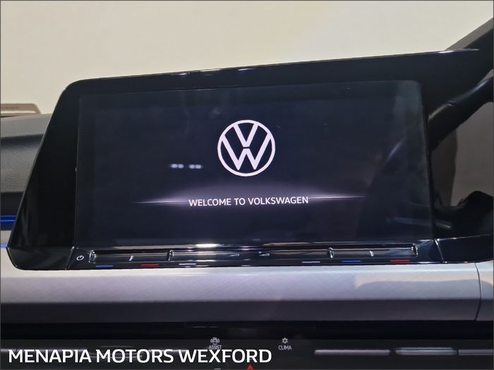 Volkswagen Golf 2024
