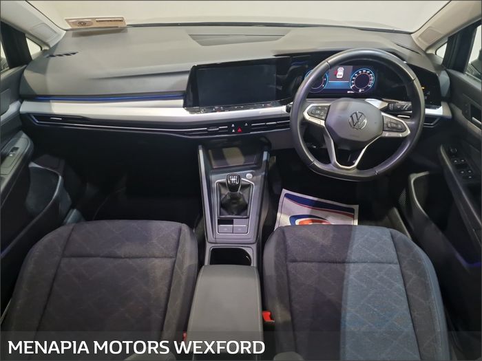 Volkswagen Golf 2024