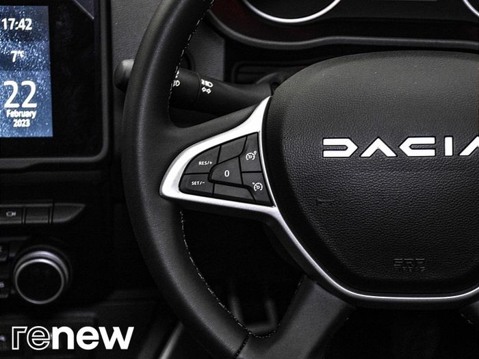 Dacia Duster 2023