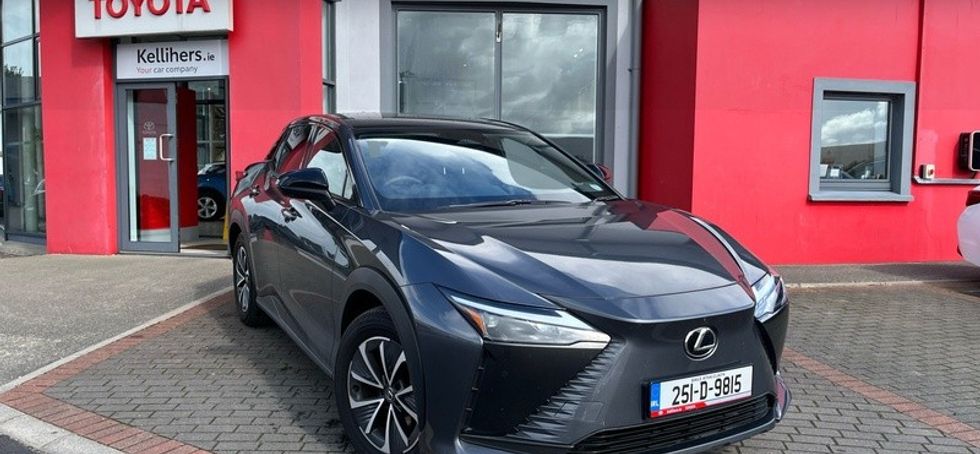 Lexus RZ 2025