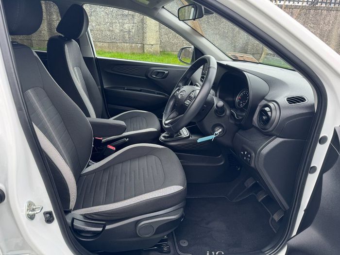 Hyundai i10 2023