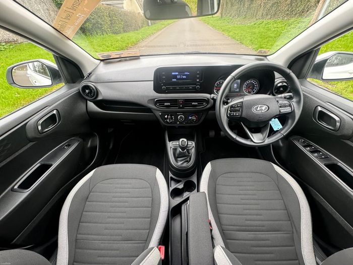 Hyundai i10 2023
