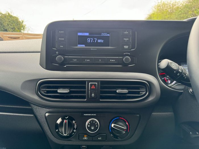 Hyundai i10 2023