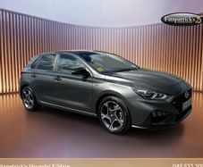 Hyundai i30 2021