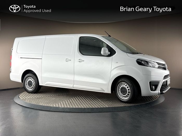 Toyota Proace 2023