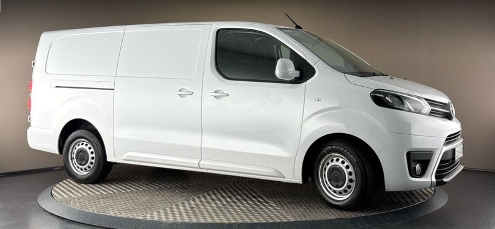 Toyota Proace 2023