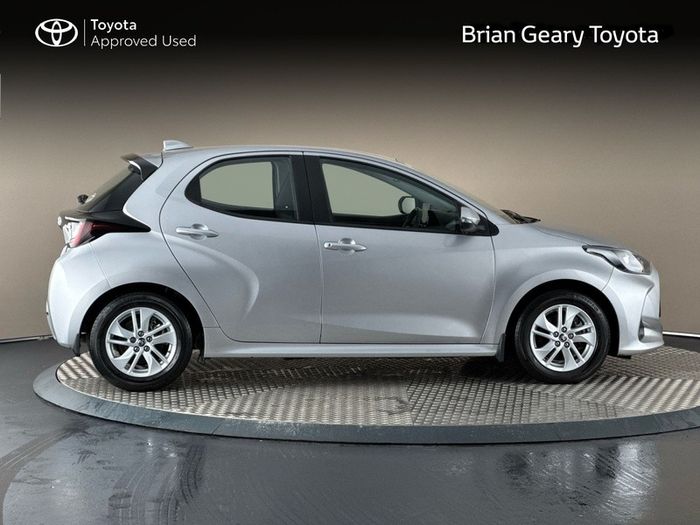 Toyota Yaris 2023