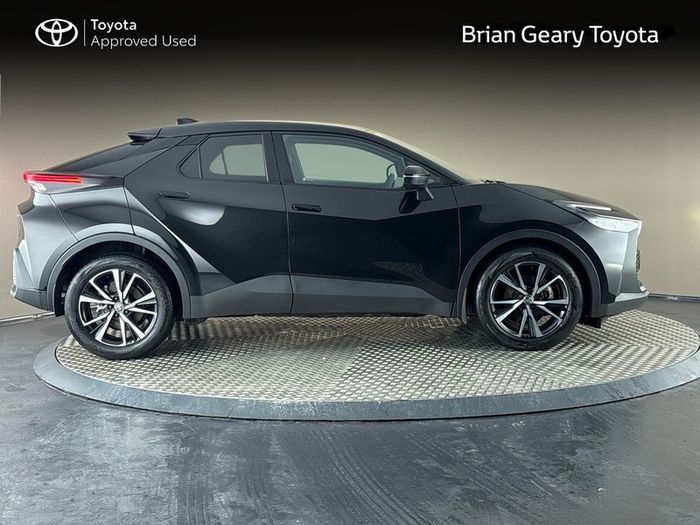 Toyota C-HR 2025