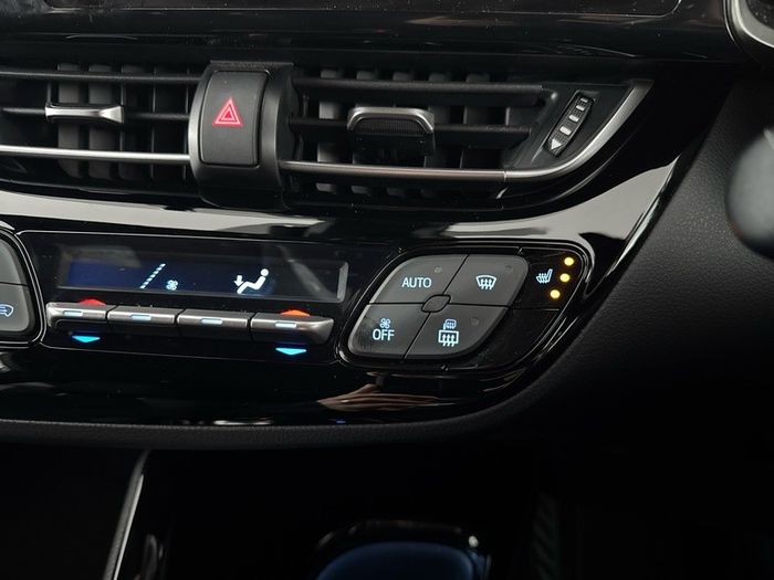 Toyota C-HR 2023