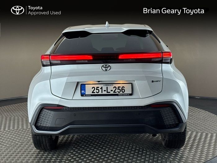 Toyota C-HR 2025
