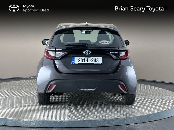 Toyota Yaris 2023