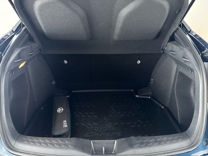 Toyota C-HR 2023