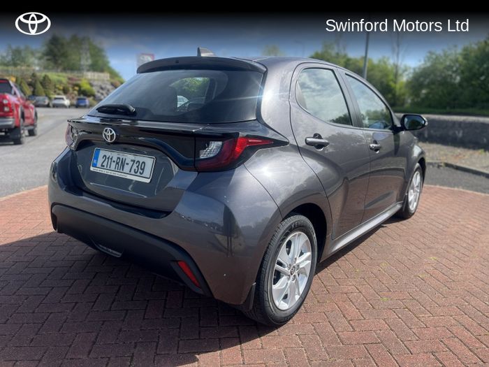 Toyota Yaris 2021