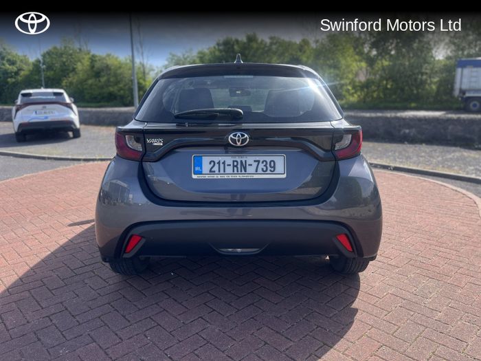 Toyota Yaris 2021
