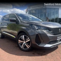 Peugeot 5008 2021