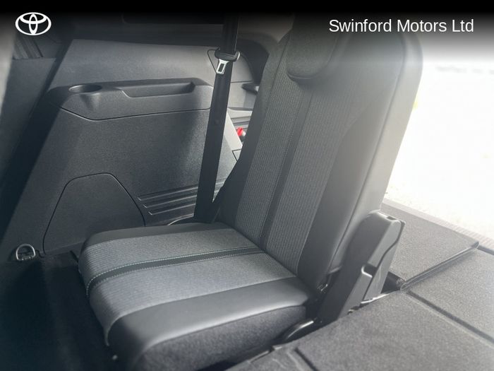 Peugeot 5008 2021